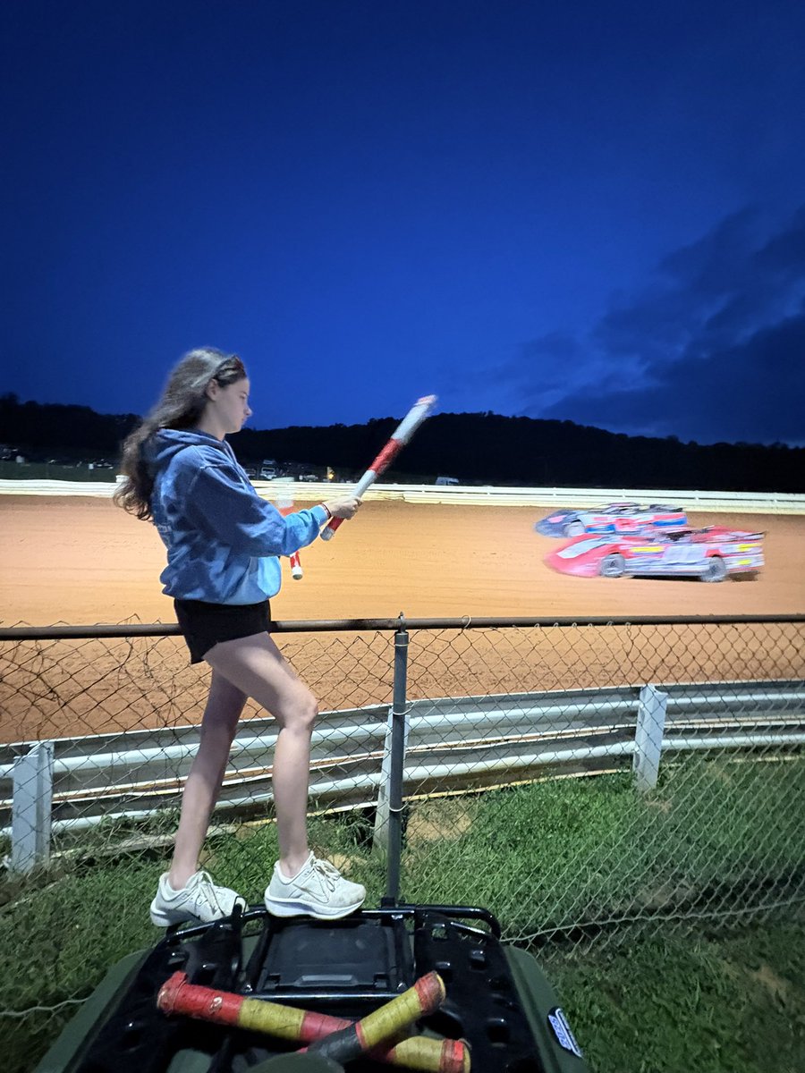 🚨 Race Results WINNER🏁 🙏🚨
August 8, 2025
Natural Bridge Speedway - VA
604 Crate - 26 Competitors

Time Trials - 4th
Feature - 1st 🏁

Win No.8 for the year. We are back at NBS tonight racing for 5K with The Blue Ridge Outlaws

HUGE thank you to Quinn on the sticks tonight.