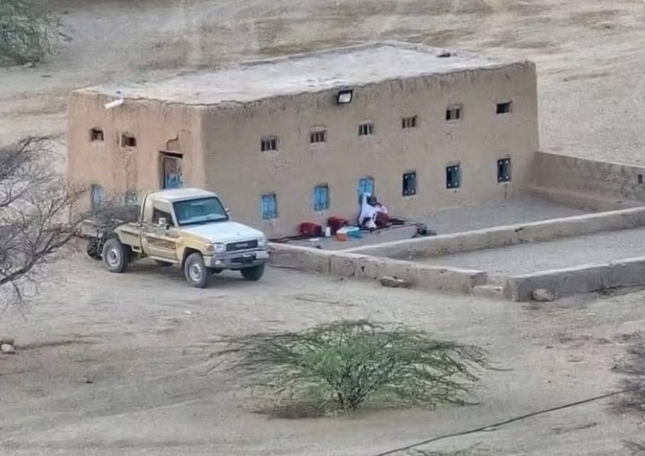 مرتاح البال لا قيل ولا قال ولا انترنت