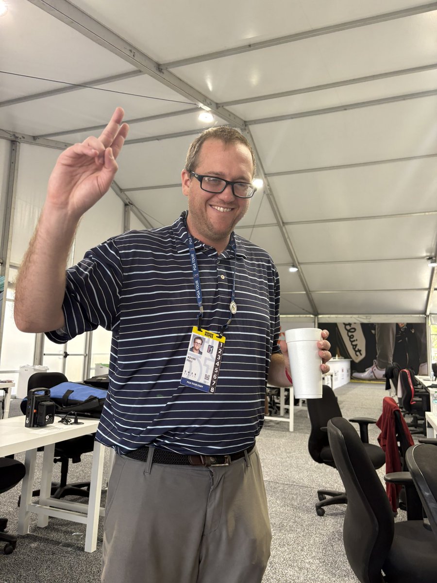 Who else would voluntarily make the 11 hour drive to Memphis for FedExCup bubble coverage?!

Never change <a href="/PGATOURKevin/">Kevin Prise</a>