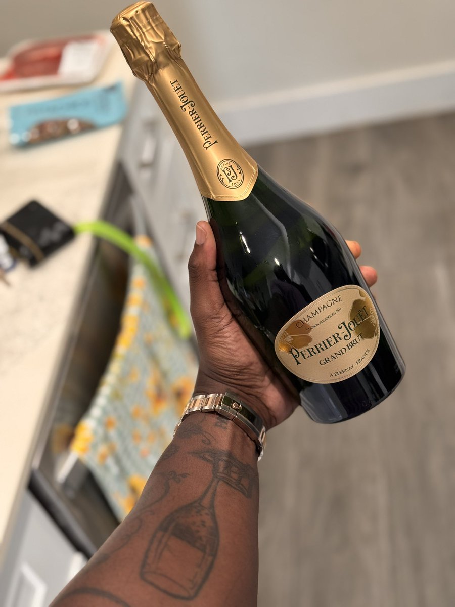 Saturday is for champagne. Today, is a Perrier-Jouet day