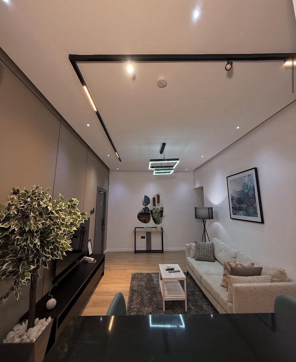 eioshortlets's tweet image. Exquisite One bedroom Apartment now available for shortlet 
📍Jabi - Abuja 
___
#eioshortlets #shortletsinabuja #abujaapartment