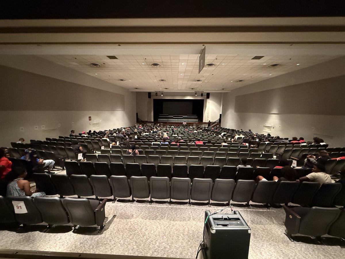 Clinton Arrow Football (@goarrows_fb) on Twitter photo We would like to thank <a href="/ekf9/">E.K. Franks</a> for coming to speak to our student athletes and parents about academics, college recruiting, and NIL this morning. Lots of helpful information shared and knowledge gained. #GoArrows We would like to thank <a href="/ekf9/">E.K. Franks</a> for coming to speak to our student athletes and parents about academics, college recruiting, and NIL this morning. Lots of helpful information shared and knowledge gained. #GoArrows