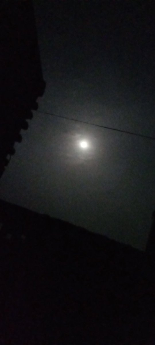 mariamhoon's tweet photo. Moon media 🌙 https://t.co/JiTY870vmd