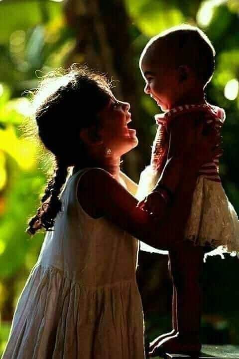 மகிழ்ச்சியை சேமித்து வைப்பதால் எந்த பயனுமில்லை,

பிடித்தவர்களிடம் அவ்வப்போது பகிர்ந்து கொள்ளுங்கள்...!!

இரவு வணக்கம் 🌃🌃