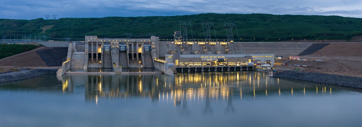 sitecproject's tweet image. We&apos;ve reached a historic milestone with the successful commissioning of the sixth and final generating unit.

With all six units in service, Site C has the capacity to generate enough electricity to reliably power about 500,000 homes annually.

Learn more: ow.ly/5JE250WCpVi