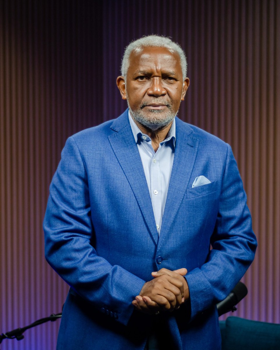 El exministro de Educación, <a href="/ParedesMelanio/">Melanio Paredes</a>, afirmó que el sistema educativo dominicano no está listo para enfrentar los desafíos que impone la inteligencia artificial, y criticó que aún se mantenga un modelo pedagógico anclado en el pasado.

Visita nuestro canal de YouTube: 
🤳