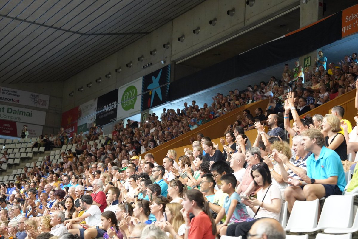 🌍La ciutat de Girona acull aquest cap de setmana la 36a edició del World Masters Orienteering Championship (WMOC)

📍Aquesta tarda el Pavelló Municipal Girona-Fontajau ha acollit la cerimònia inaugural