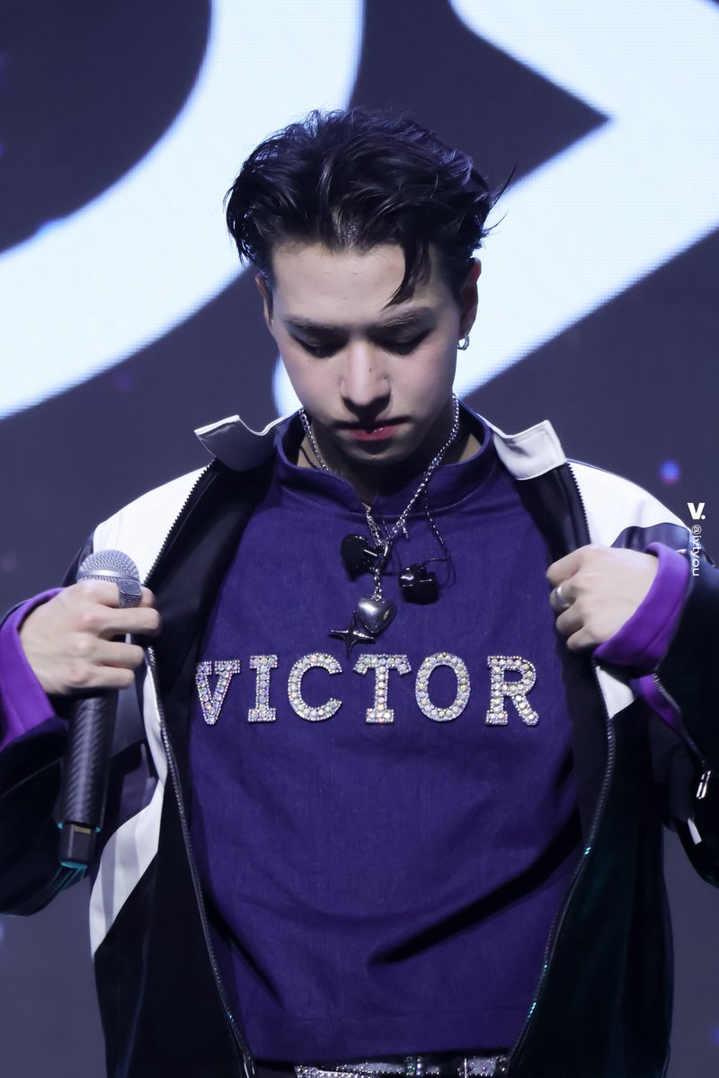 ivtyou's tweet photo. Hi! This is VICTOR 😎

V.

#HelloBoysssinHoChiMinhCityxPROXIE
#PROXIEVictor
#PROXIEth️ https://t.co/izHUXnV7MI