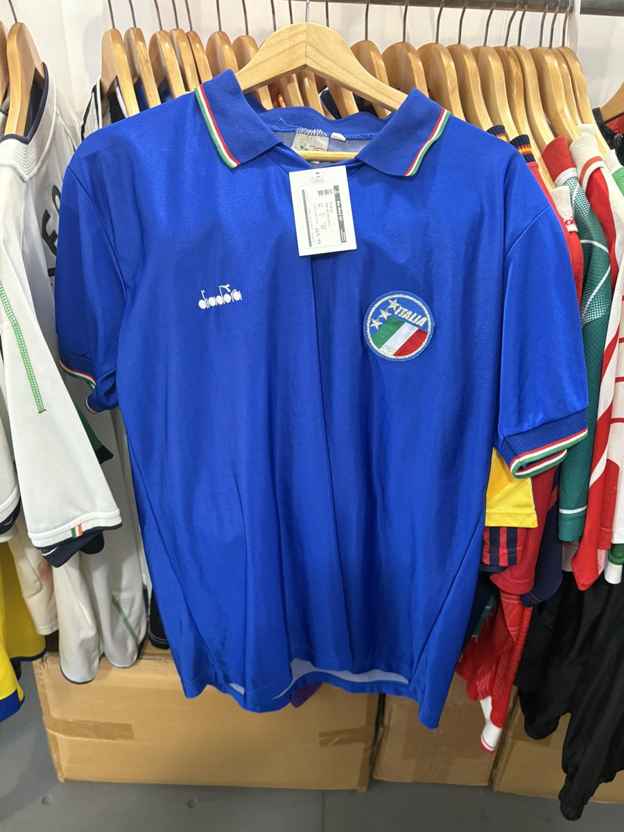 Vintage Football Shirts from around the world.