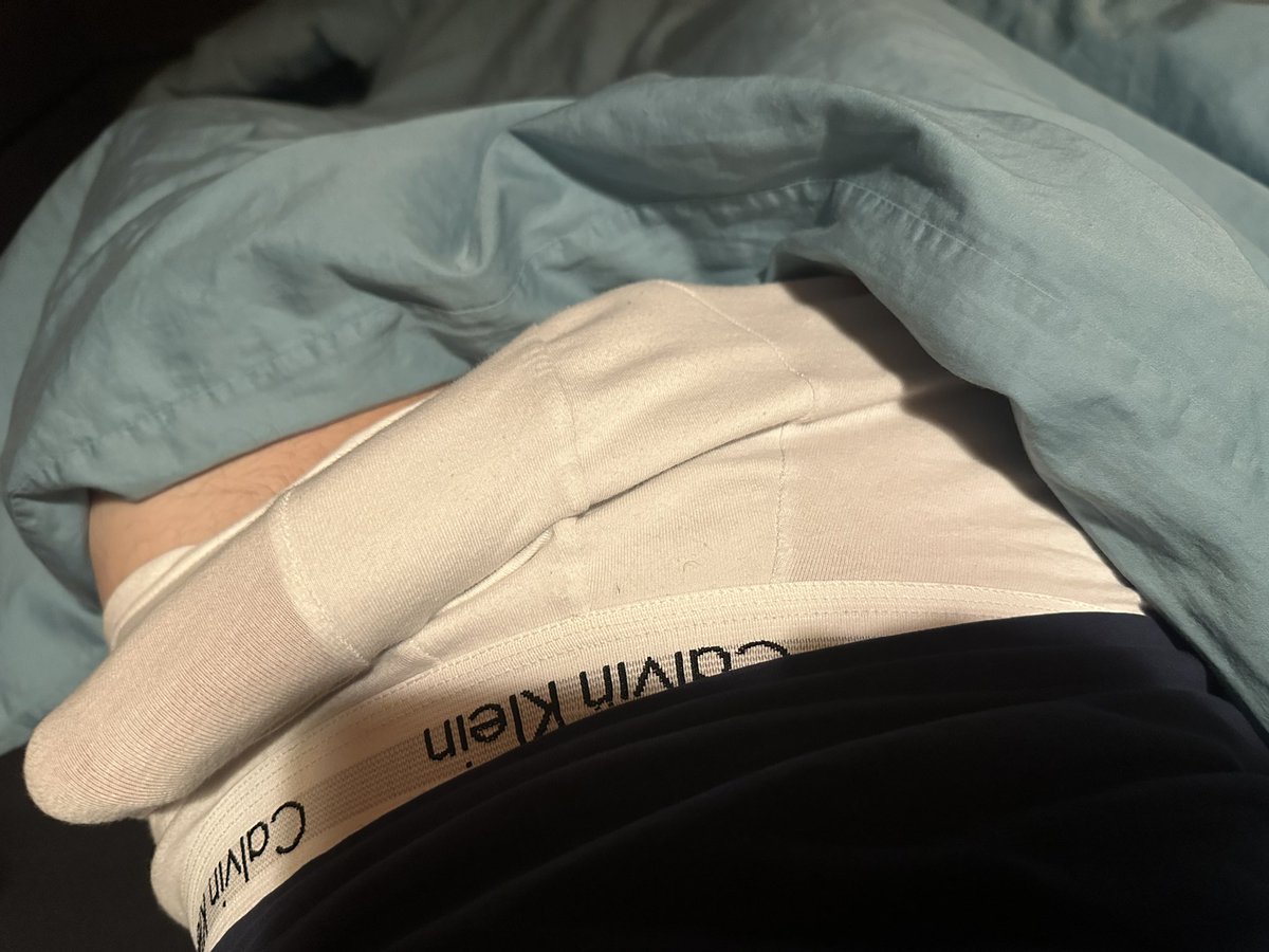 Espero que sea un sábado relajado pero no por ello que sea sin nada de acción...

#Freerol  #Sexrol  #Chathot

DM siempre abierto