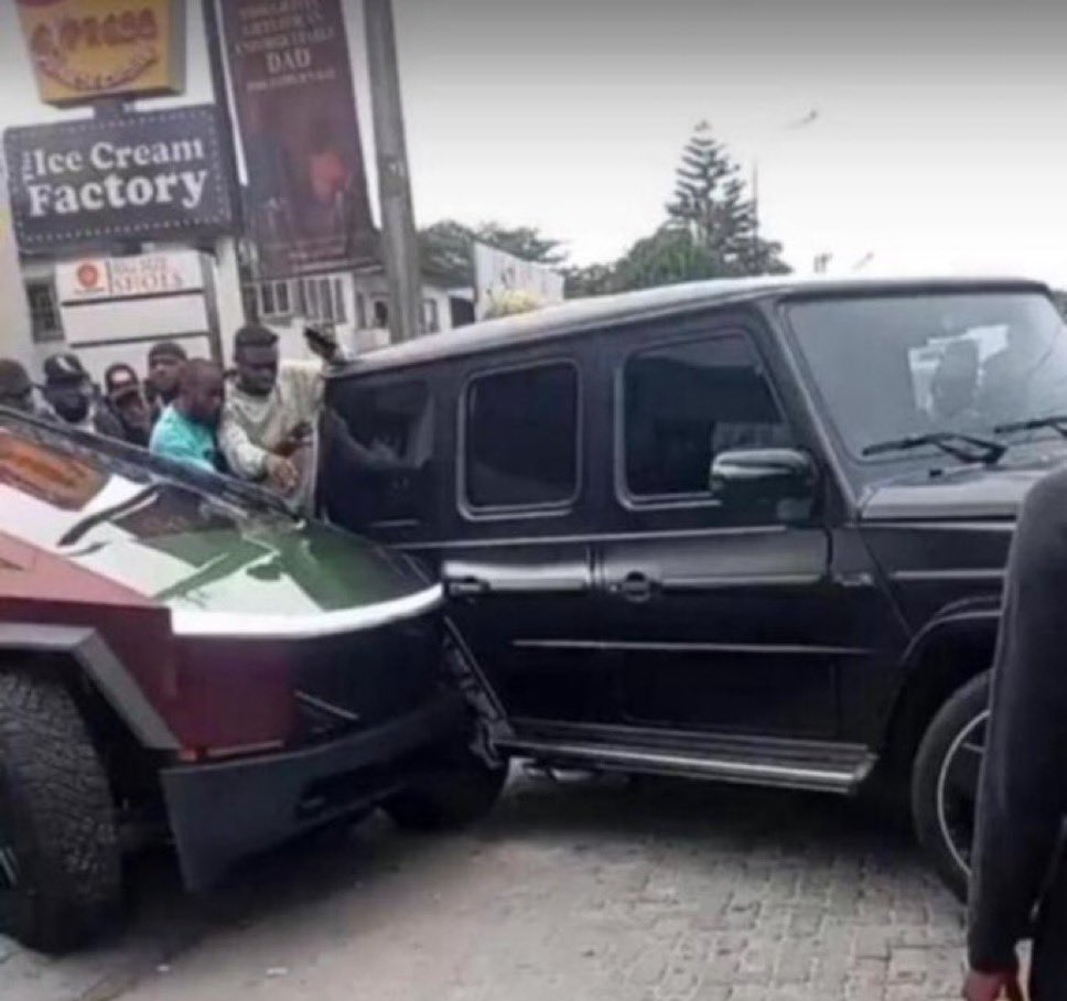 _Tizzoh's tweet image. Yale maswali ya unajua me nani apa nan atamuogopa mwenzie