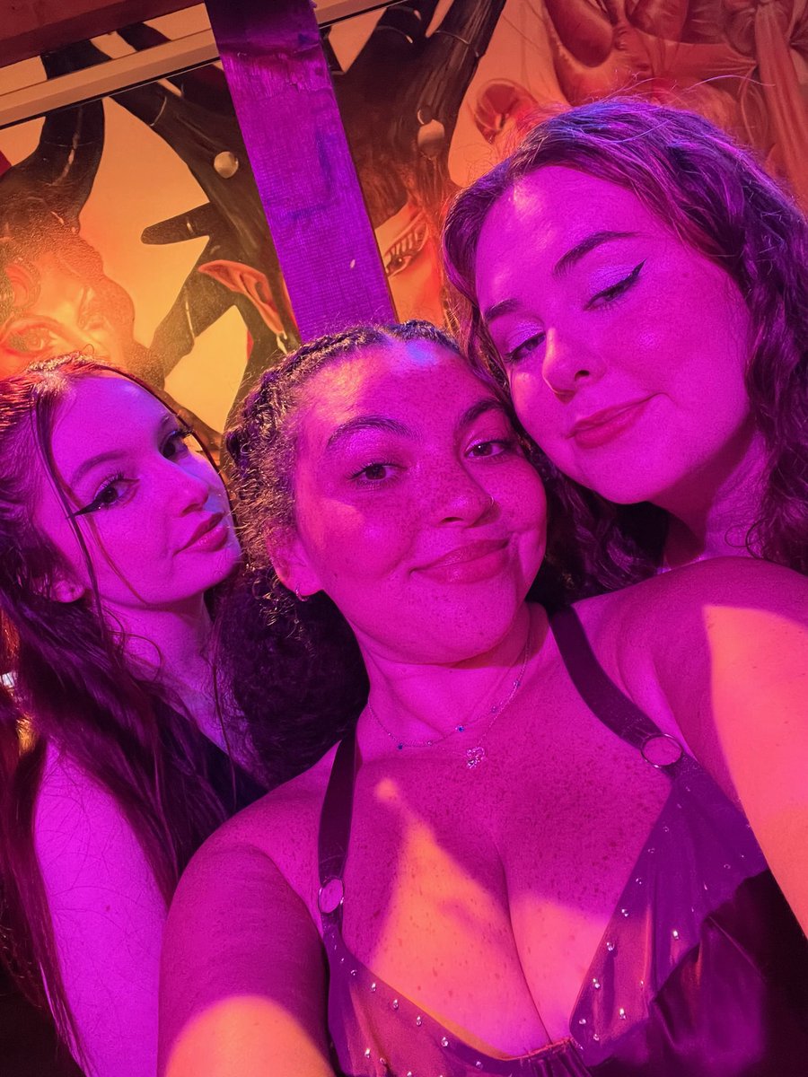 SMAI AT QUEER BAR !!!