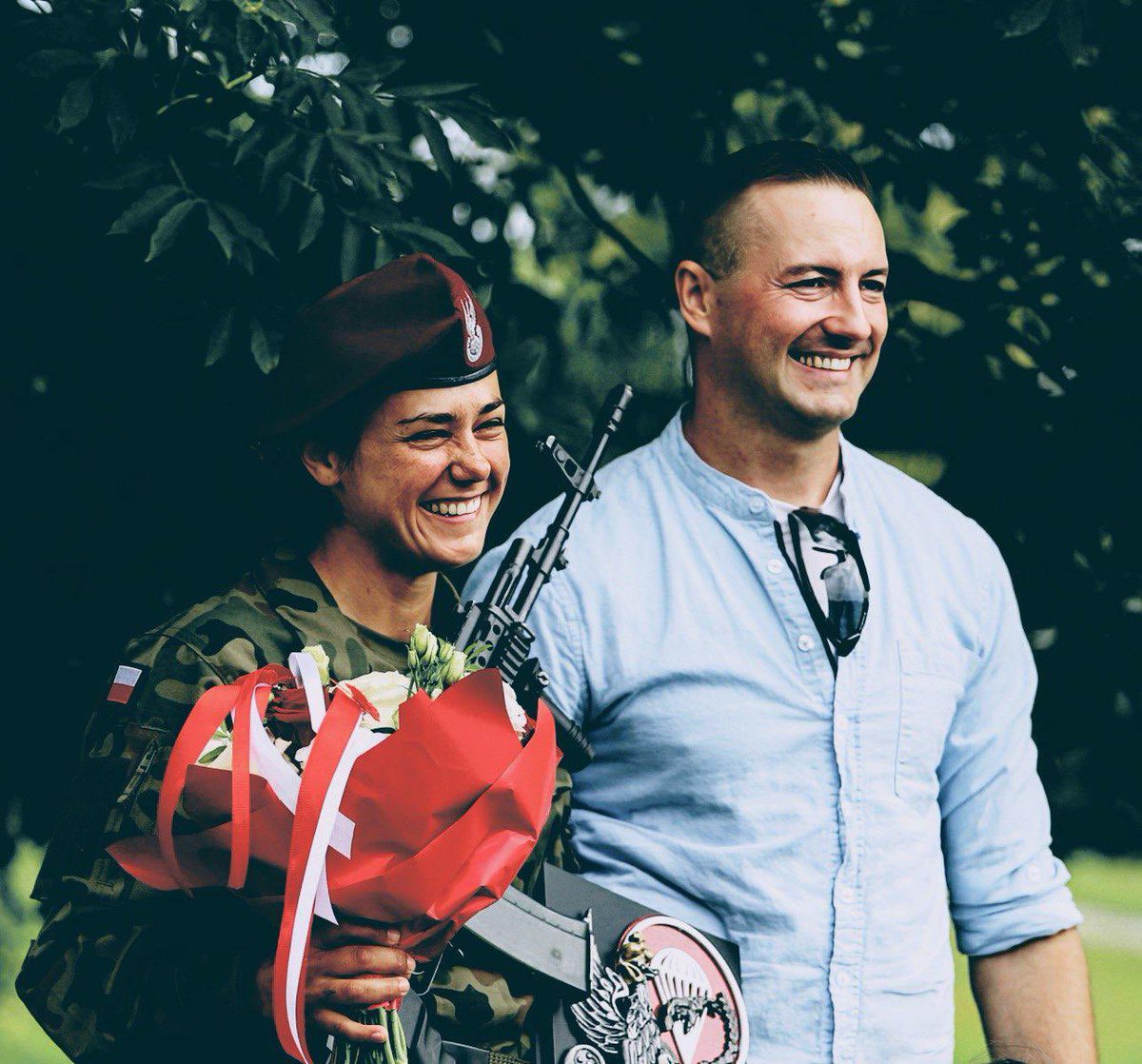 🇵🇱 Nowe pokolenie Czerwonych Beretów 🇵🇱

Dziś w Krakowie, na terenie 16 Batalionu Powietrznodesantowego, rozbrzmiały słowa roty przysięgi wojskowej.
Żołnierze projektu #WakacjezWojskiem2 dołączyli do rodziny Wojska Polskiego.

Więcej 👇

facebook.com/share/p/16EkAB…