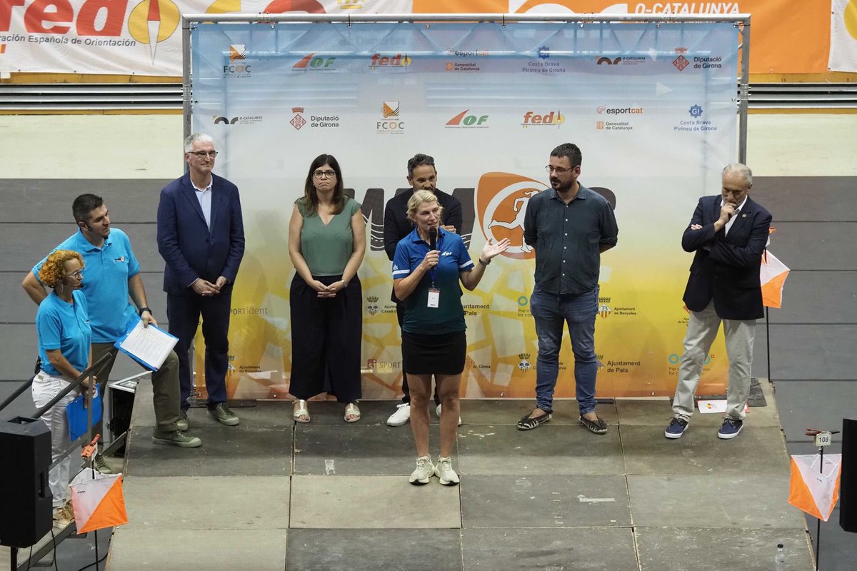 🧭 Arrenca la 3️⃣6️⃣a edició del Campionat del Món d'Orientació de Veterans‼️

🗓️Fins al 15 d'agost
📍#Girona, #Pals i #CassàSelva
🏃‍♂️🏃‍♀️Modalitats sprint, bosc i llarga distància, i 3.000 esportistes de tot el món

🎙️La vicepresidenta 2a de la #DdGi, Gemma Geis, ha participat en la