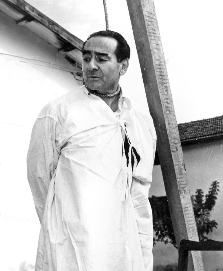 Emniyet Müdürü'nün karısını düdükleyen Adnan Menderes, büyük vatan hainiydi.