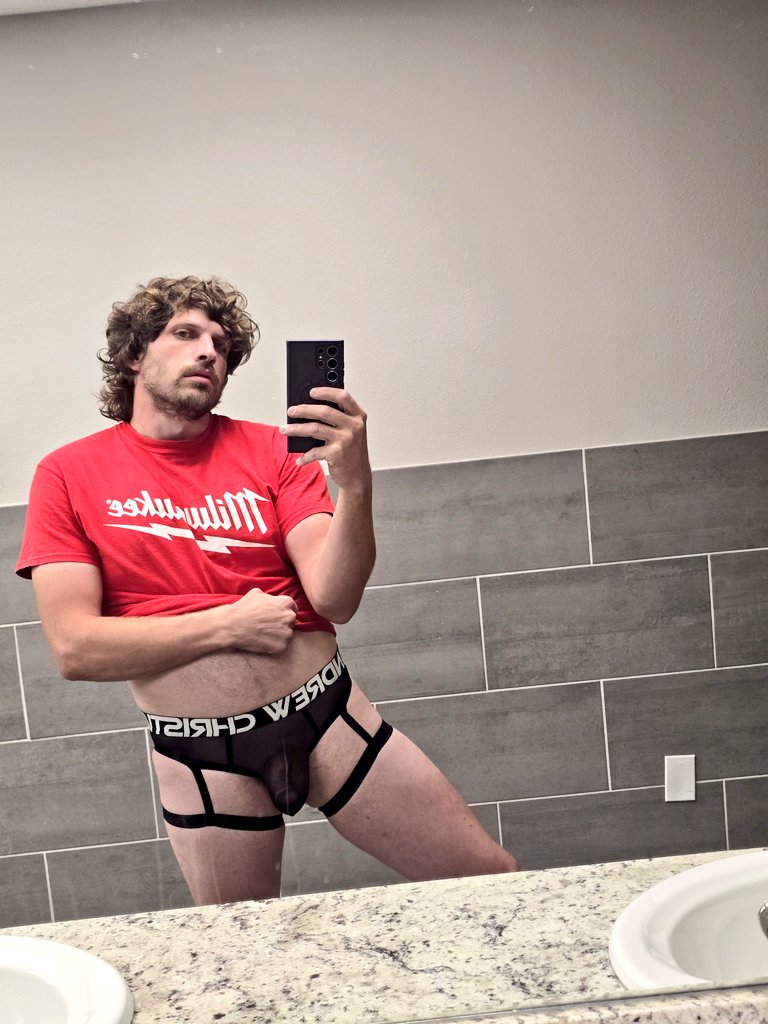 ColeKnightOF's tweet photo. https://t.co/tNrlQsICoA
