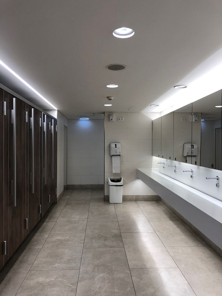 You can literally be pressed for hours and your body will hold the urine but the minute you're approaching the toilet, all hell will break loose.
Why is that?