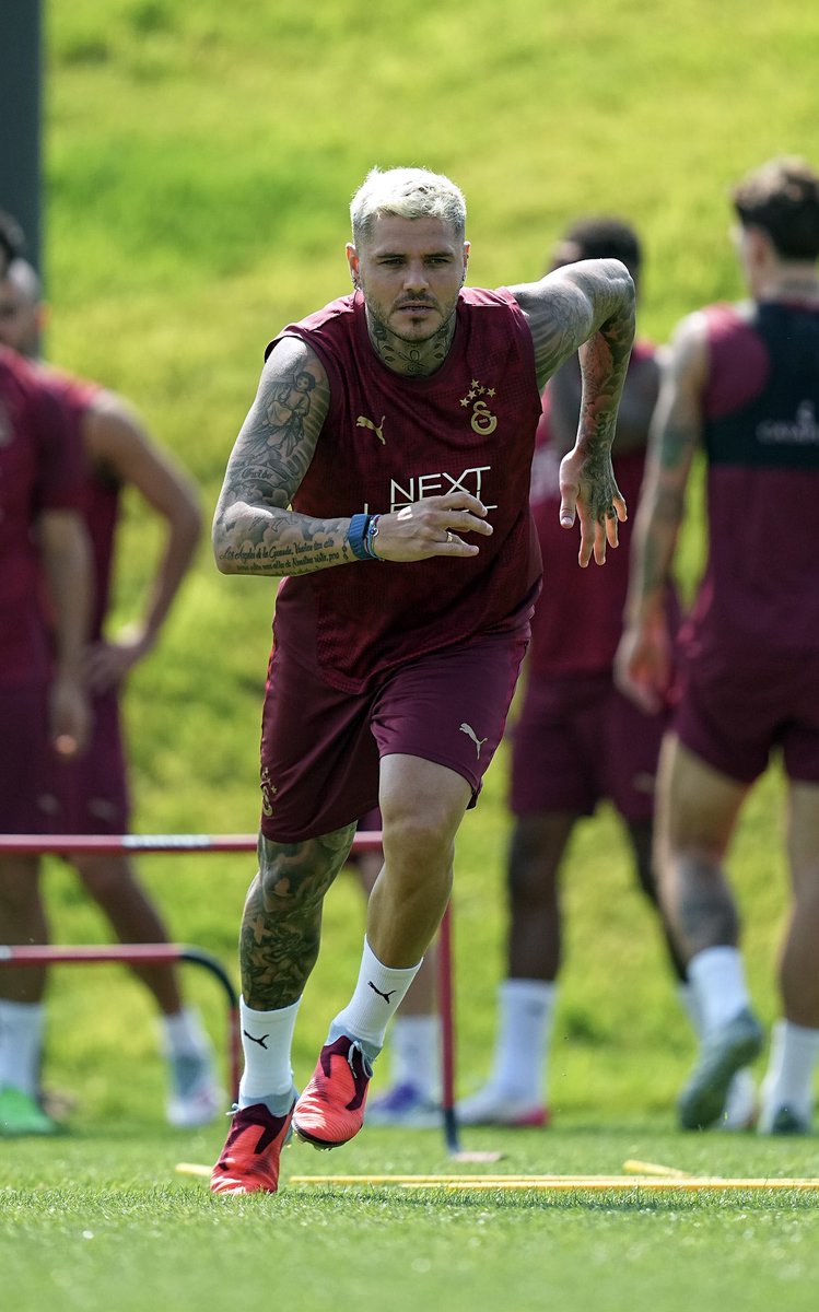 Mauro Icardi: Tesisleri, stadyumu, Galatasaray Lisesi... Galatasaray, İstanbul’u temsil ediyor. Galatasaray, dünyanın her yerinde yer almalı, eksik kalamaz.

Çok büyük, en büyükte ve bunun farkında.