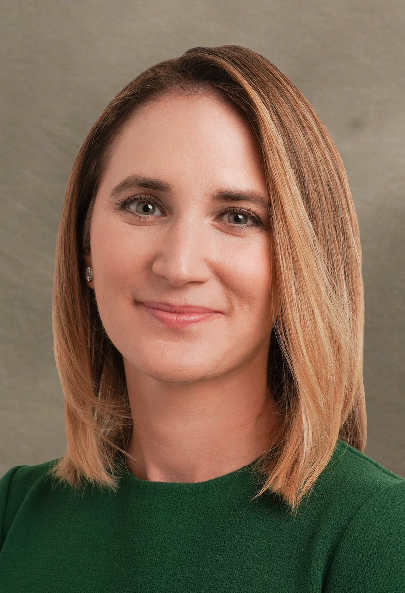 BlackRock’s quaking &amp; calling in favors from the propaganda rag owned by Ghislaine Maxwell’s best bud ever since they saw what happened to this woman, who def WAS NOT targeted bc she was a real estate exec w/ one of the most predatory investment mgmt firms lol