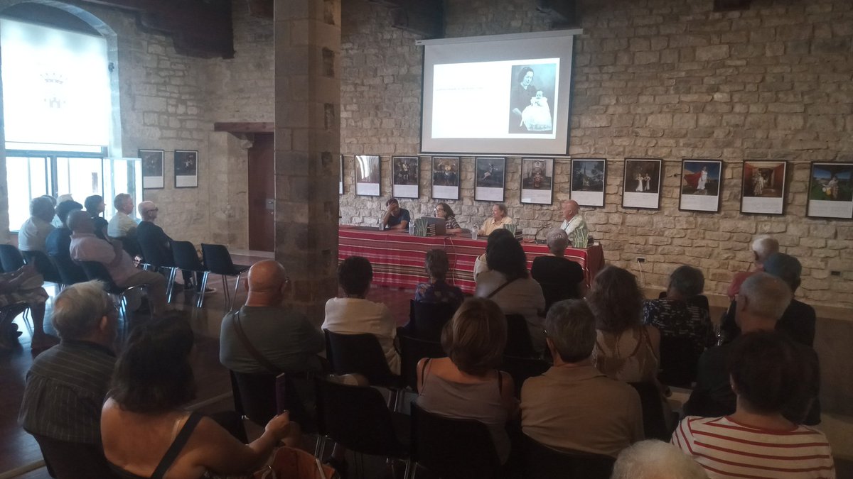 Presentació llibre de Pilar Alfonso sobre la gravadora i galerista Pilar Dolz, amb introducció  de <a href="/MartiDominguezR/">Martí Domínguez</a>.

Diàlegs <a href="/CEstudisPorts/">C.E. dels Ports</a>