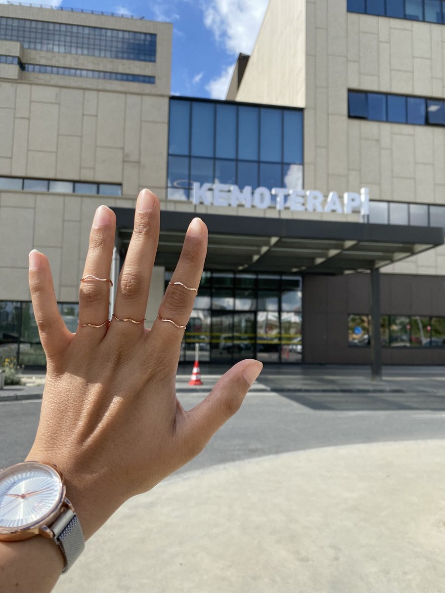 KANSER hastası ÖĞRETMENİM. Tedavi masraflarımı karşılayabilmem için bu atamaya ihtiyacım var. 🥀
<a href="/RTErdogan/">Recep Tayyip Erdoğan</a> <a href="/EmineErdogan/">Emine Erdoğan</a>
<a href="/memetsimsek/">Mehmet Simsek</a> <a href="/_cevdetyilmaz/">Cevdet Yılmaz</a> <a href="/avfatmaoncu/">Av.Fatma Öncü</a> <a href="/kasapoglu/">Dr. Mehmet Kasapoğlu</a> <a href="/fevzizirhlioglu/">Fevzi Zırhlıoğlu</a> <a href="/aylinyaman_/">Dr. Aylin Yaman</a> <a href="/elifesendeva/">Elif Esen</a> <a href="/latifselvi42/">Latif Selvi</a> 
#MEBdenEngelliÖğretmeneEkAtama