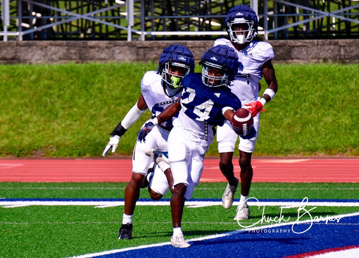 .<a href="/smccfootball/">SMCC Football</a> had a great scrimmage Saturday morning as all three phases shined. 

#BiteDown🐻
#ReachTheSummit⛰️