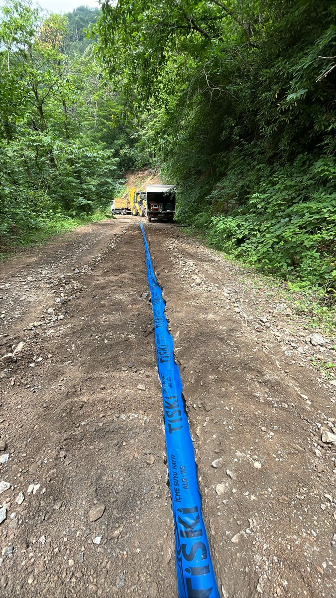 📍Dernekpazarı

Taşçılar Mahallesi Yığımlı Küme Evleri mevkisinde 2️⃣3️⃣0️⃣0️⃣ metrelik yeni isale hattı yapımı tamamlandı. ✅

1️⃣0️⃣0️⃣0️⃣ metrelik şebeke hattı da yenilendi. 👍

#Trabzonbüyükşehir 
#tiskiçalışıyor