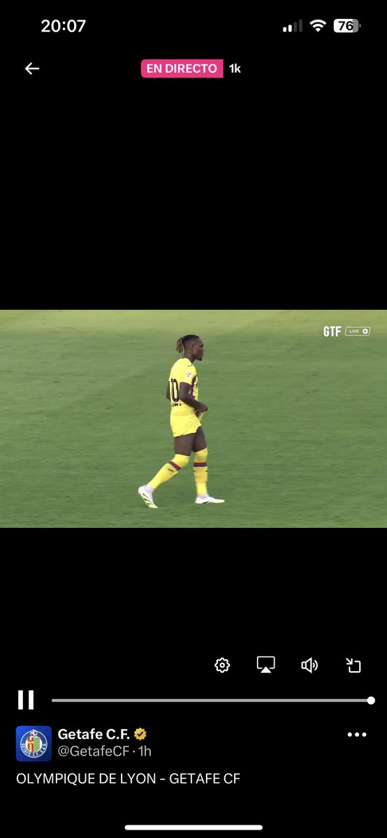 Este tío va a meter un golazo en la segunda parte y se la va a pelar
