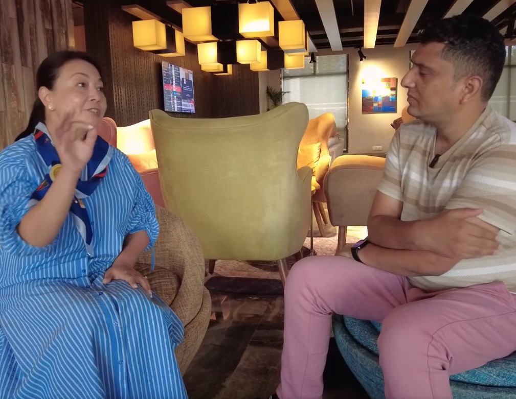 Thank you, RP Srijan ji for this opportunity to reach our Migrant Workers. Heat stress–related kidney failure is 100% preventable.
Drink safe, clean water hourly for hydrationm Check your urine color to ensure you are hydrated.

Healthy Journey. Safe Return.