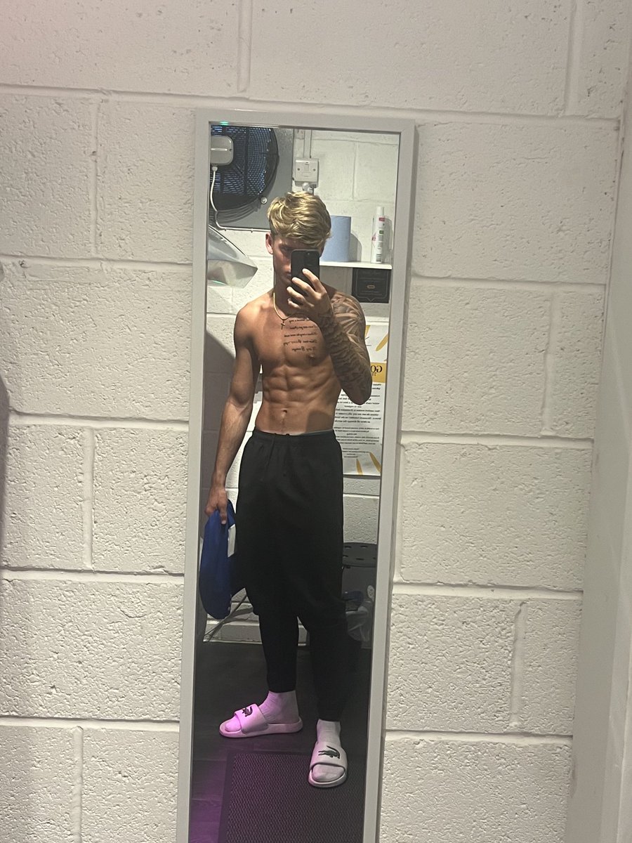 Step up and serve, u caged gooner 🥵 Your addiction’s only getting worse🤣