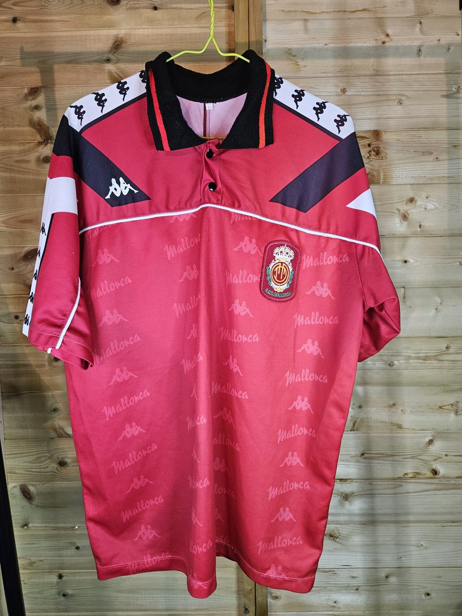 Just a little flavor of what is coming tomorrow for the latest set of auctions!

Keep your eyes peeled as I'll be doing a giveaway as well for not just one shirt but two shirts absolutely free!