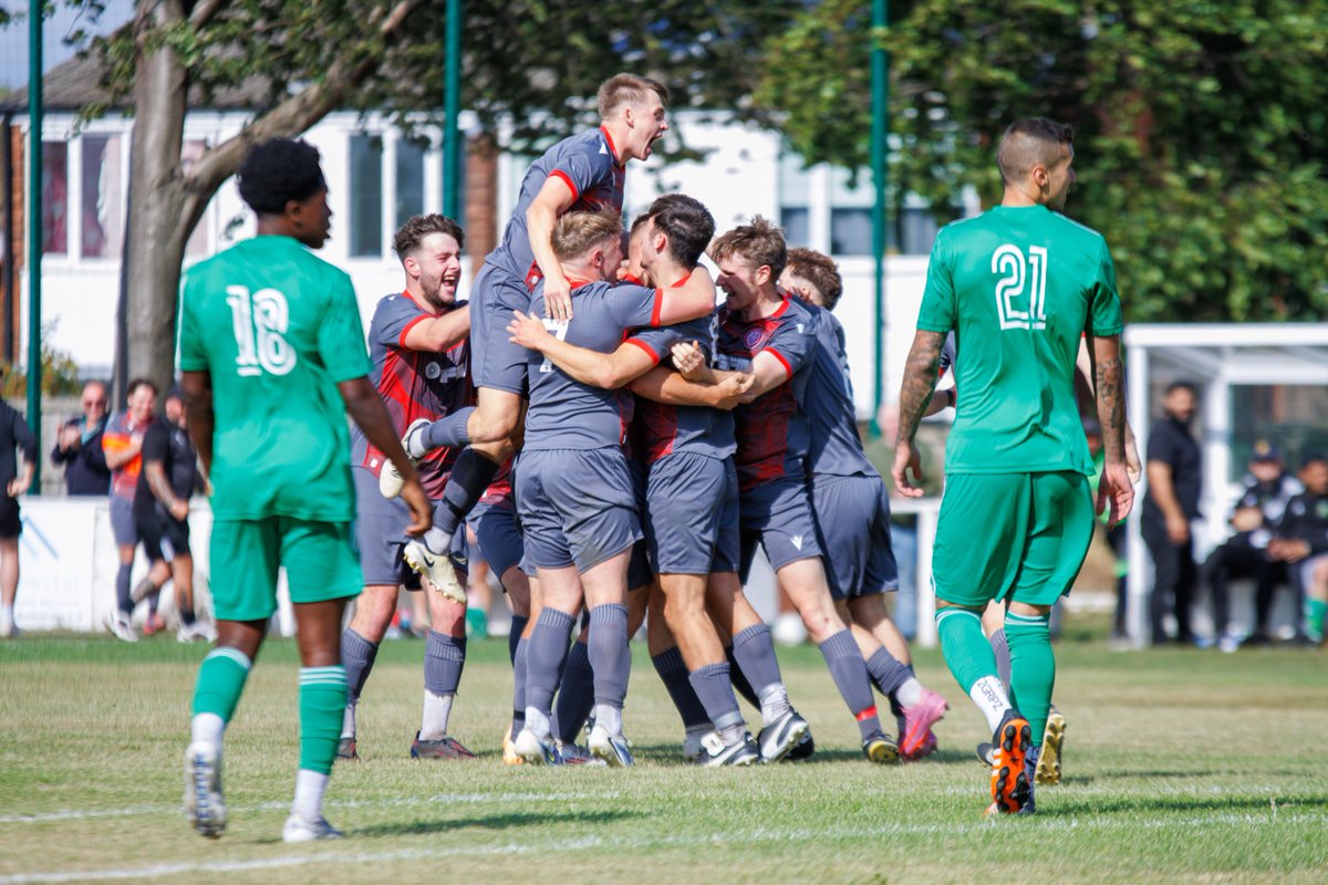 Winning Start for Altofts! 

A first half Ewan Broadbent penalty and a late strike from Louis Holt seal a victory against one of the league favourites. 

#upthetofts
⚽️🔴⚫️