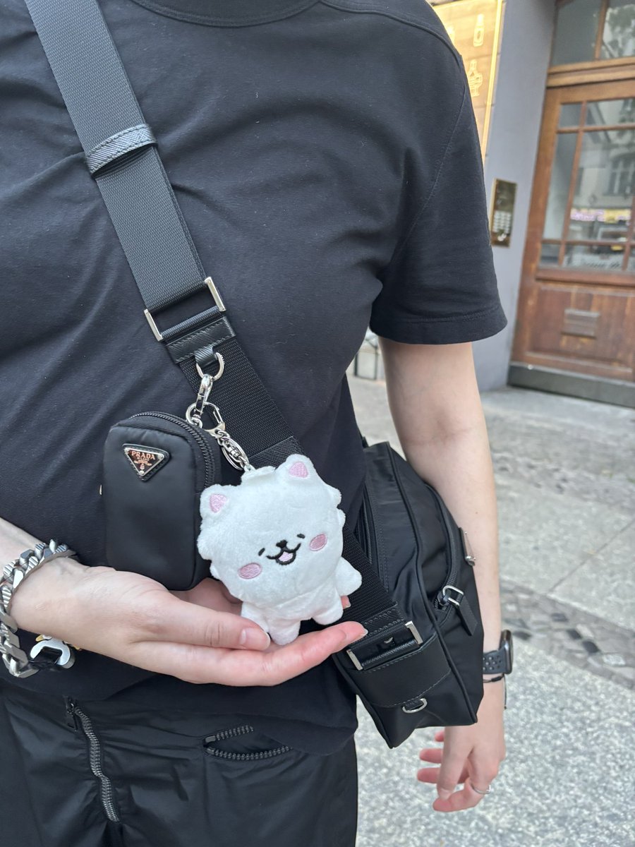 t๐ฟ (@nakamuraleaf) on Twitter photo itโs still zuhaโs birthday here in europe so Iโm repping zuharong on my bag ๐ <a href="/IM_LESSERAFIM/">๋ฅด์ธ๋ผํ</a> #ToBloomForeverWithZuha
#์๋ฌด๋๋_์ฌ๋ฆ์_์ฆํ์๋ itโs still zuhaโs birthday here in europe so Iโm repping zuharong on my bag ๐ <a href="/IM_LESSERAFIM/">๋ฅด์ธ๋ผํ</a> #ToBloomForeverWithZuha
#์๋ฌด๋๋_์ฌ๋ฆ์_์ฆํ์๋
