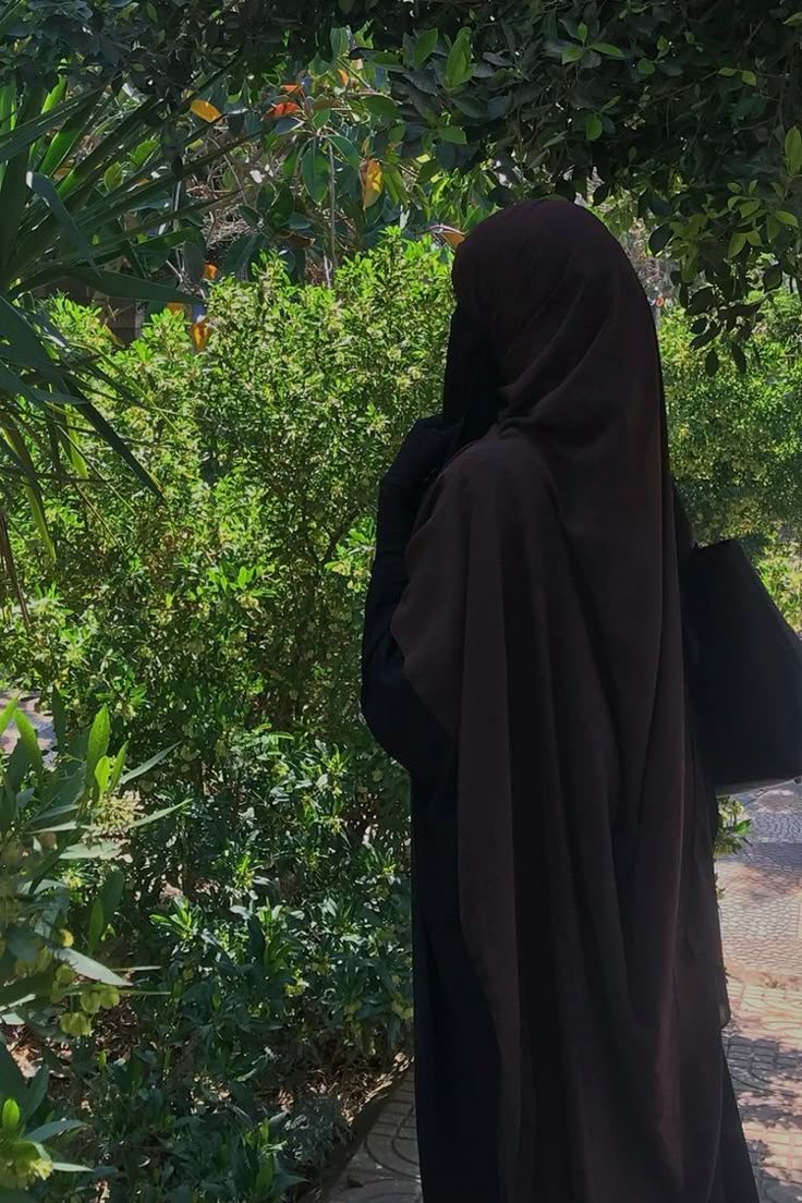 Kaderime razı geldim ama yaşadığım hiç bir şeyi hak etmedim.