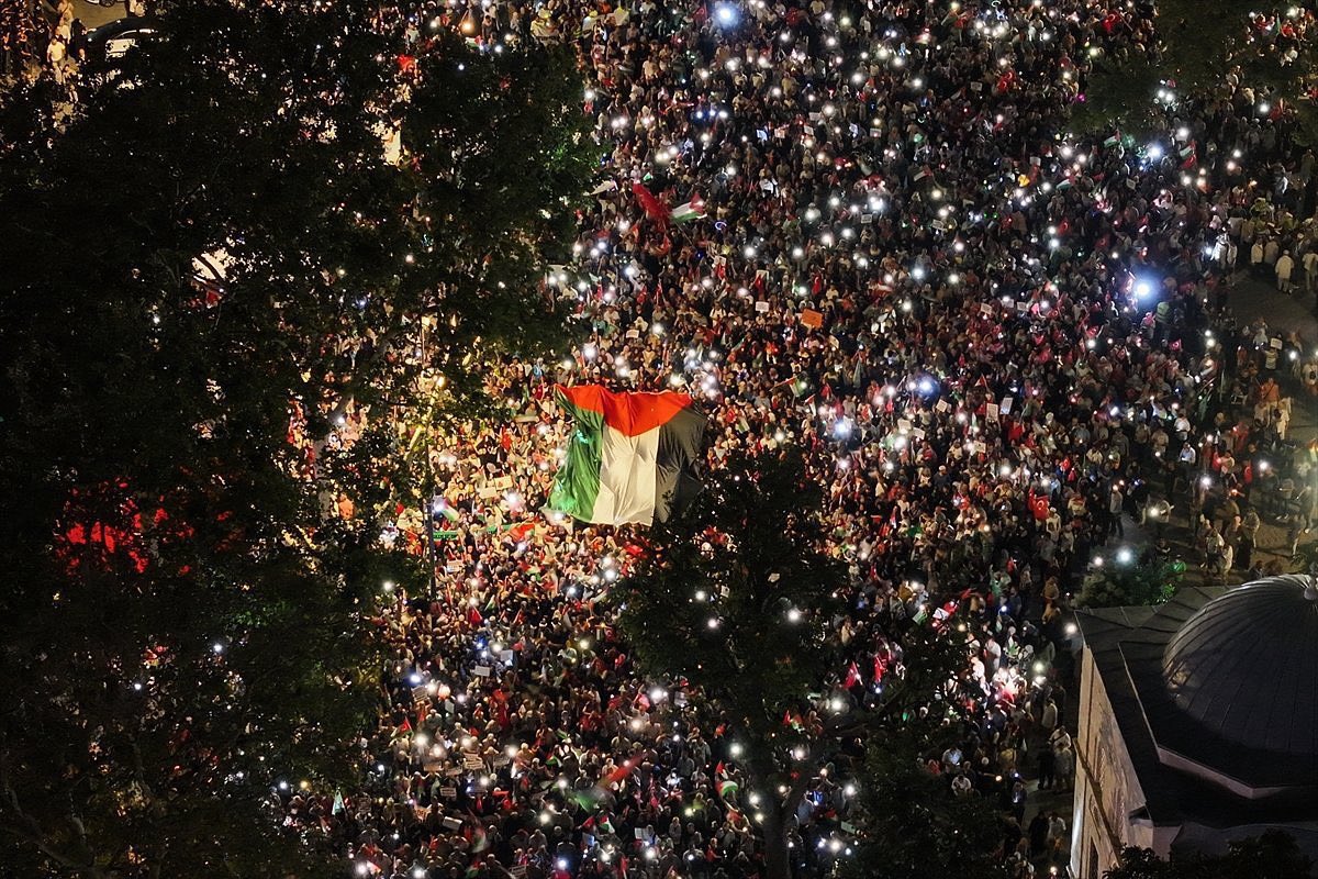 tugvaistanbul's tweet photo. 🇵🇸 Gazze'ye umut ışığı olmak için yürüyoruz! https://t.co/ldaDjB9SdY