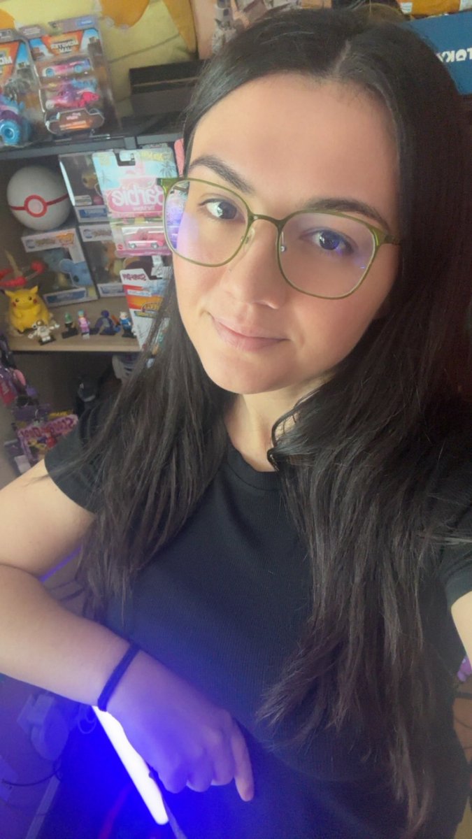 It’s time to game, see you guys the chat! 

twitch.tv/britbrattv