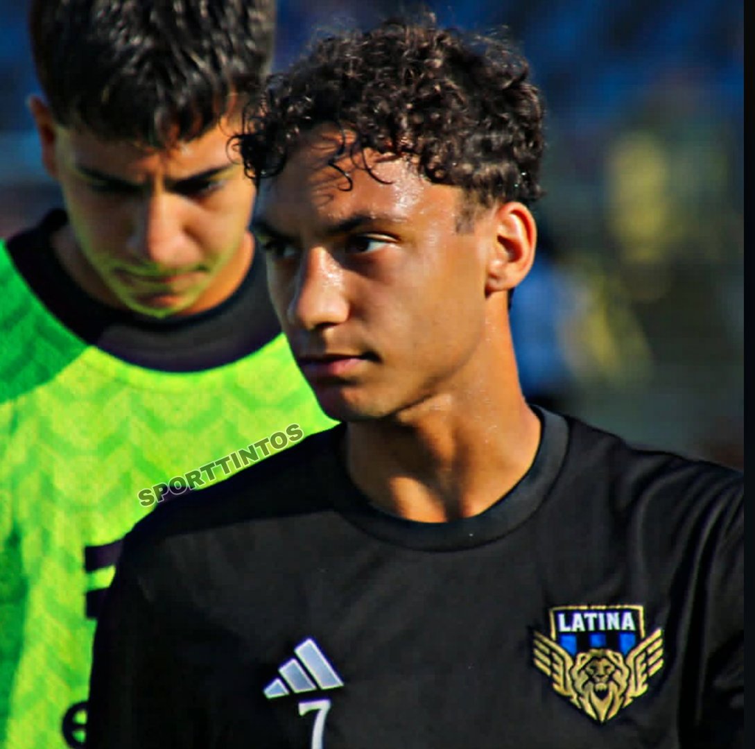 LuiSiuu21's tweet photo. 🇻🇪 Debut que ilusiona 🔥

Daniele Quieto se estrenó con Latina Calcio Vs Guidonia dejando destellos de calidad, moviéndose con intensidad y buen manejo del balón.

Al 60’, se retiró entre aplausos de la afición. Su DT reconoció que se ha integrado bastante bien. https://t.co/yUeHsMGwZD