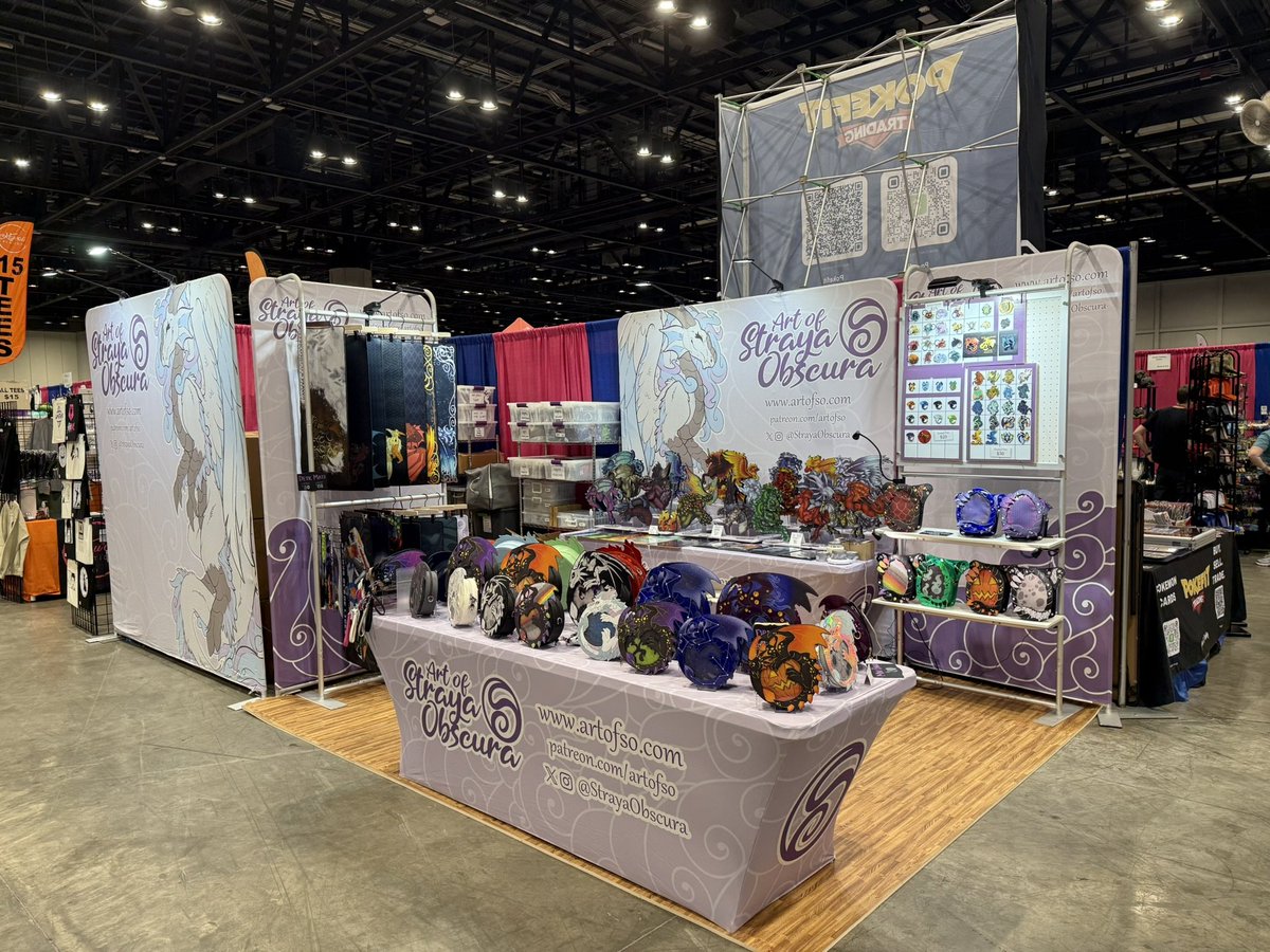 We're down at Animate! Orlando this weekend if you're around!

I managed to make it, too! 💙