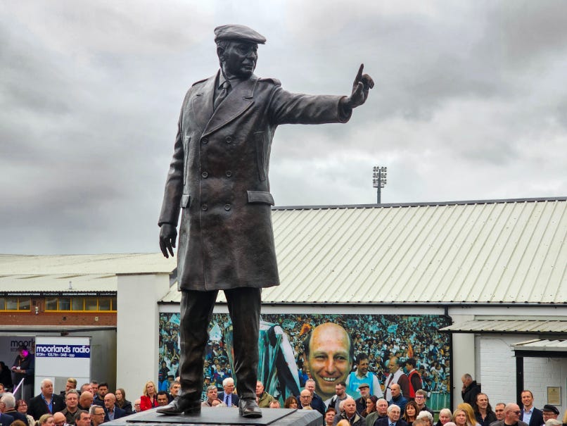 Statue of Stoke City legend Stanley Matthews