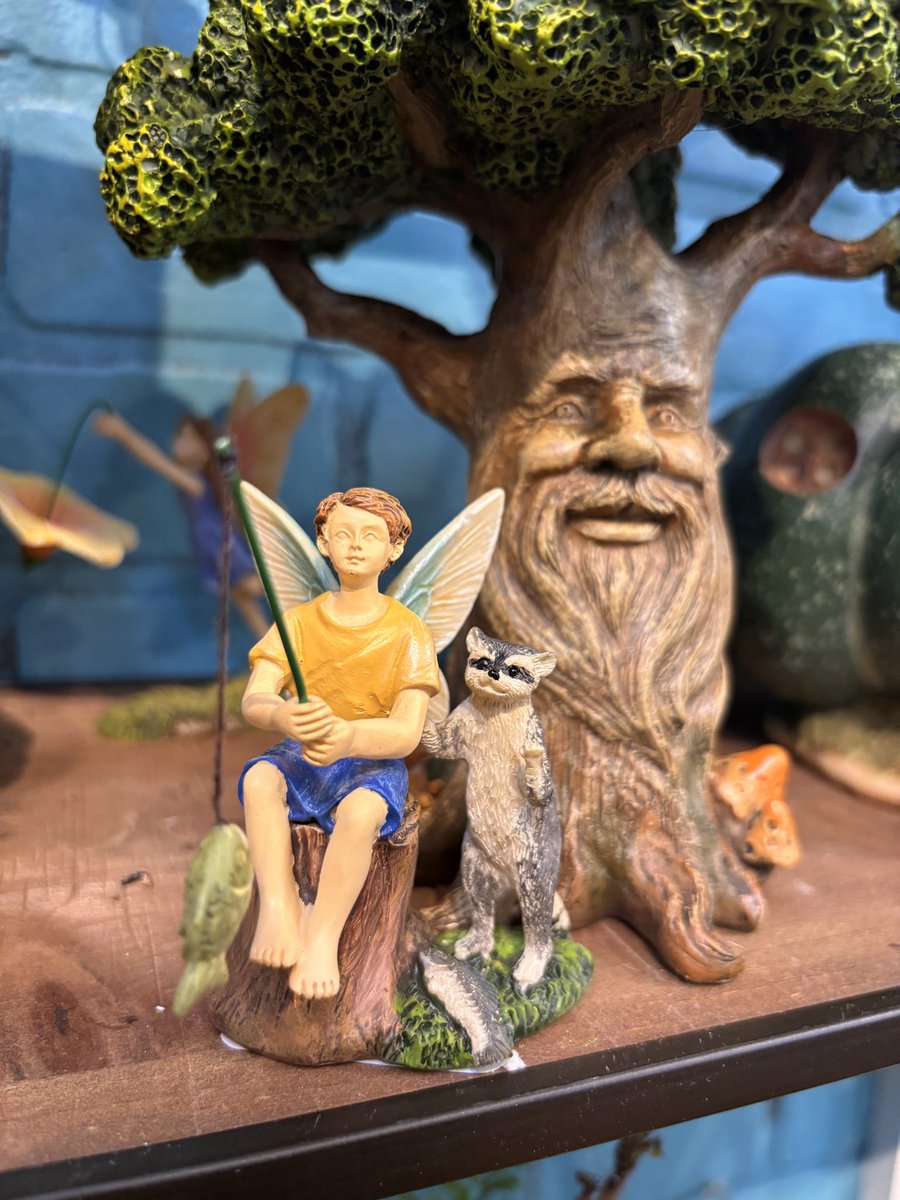 My personality at 35 summarized in one garden store trinket