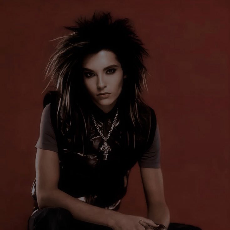 𝐫𝐦. — pausa. tweet media