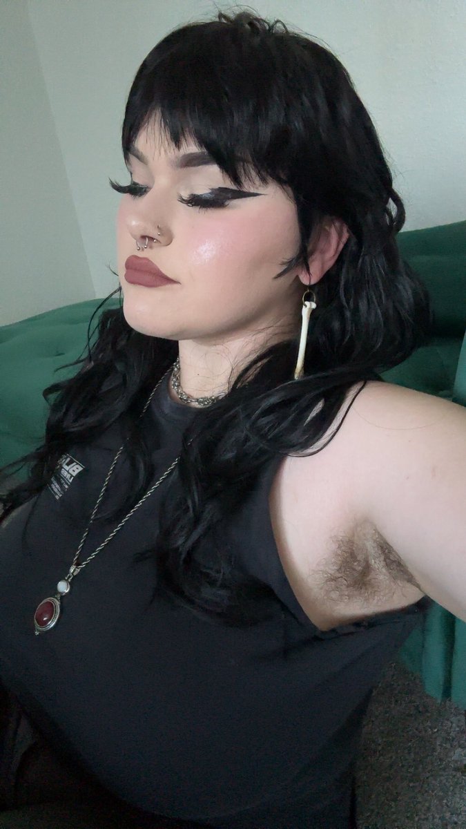 you can’t keep your eyes off of me. ♡