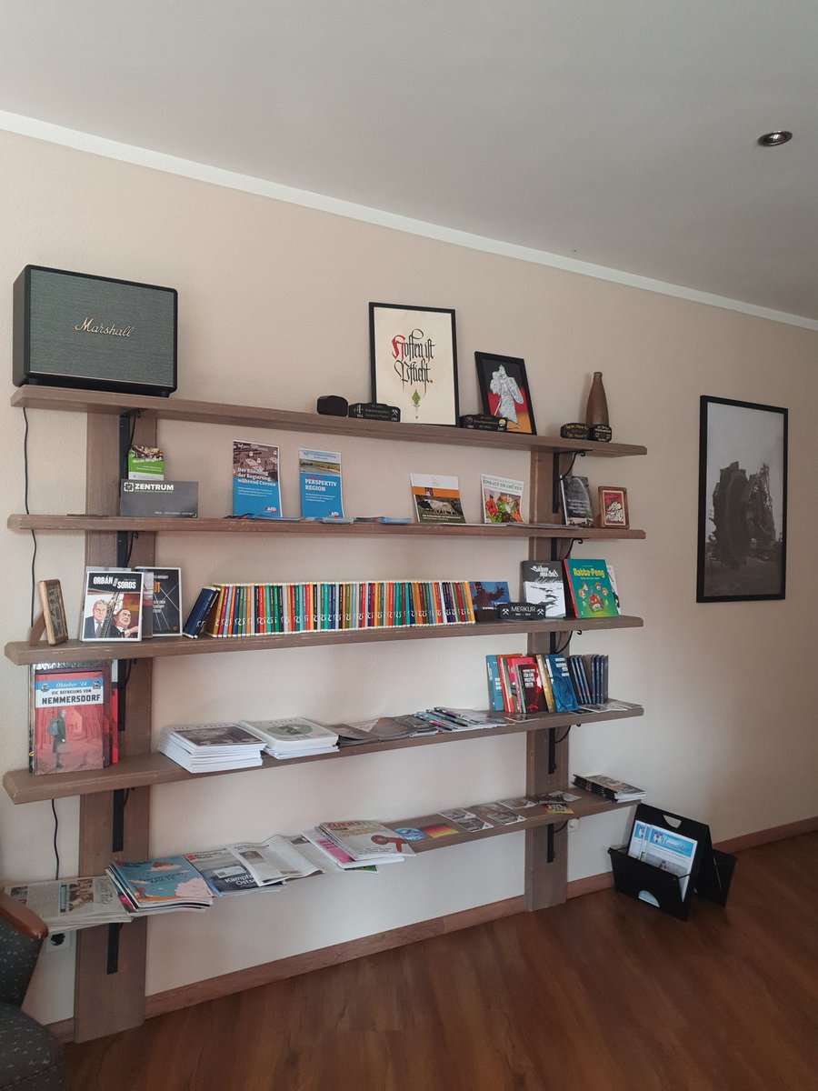 Miriam Socha (@miriamsocha97) on Twitter photo Ich hatte heute das große Vergnügen <a href="/fabian_jank_afd/">Fabian Jank</a> in seinem wunderbaren Büro "Heimatrevier" besuchen zu dürfen. Ich bin von dem Begegnungsraum, den er mit dem Heimatrevier geschaffen hat, zutiefst beeindruckt und wünsche mir, dass wir in ganz Deutschland Orte wie diesen Ich hatte heute das große Vergnügen <a href="/fabian_jank_afd/">Fabian Jank</a> in seinem wunderbaren Büro "Heimatrevier" besuchen zu dürfen. Ich bin von dem Begegnungsraum, den er mit dem Heimatrevier geschaffen hat, zutiefst beeindruckt und wünsche mir, dass wir in ganz Deutschland Orte wie diesen