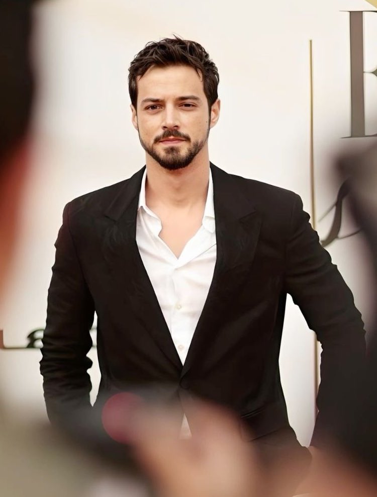 İnsanüstü bir güzellik… 

#MertYazıcıoğlu