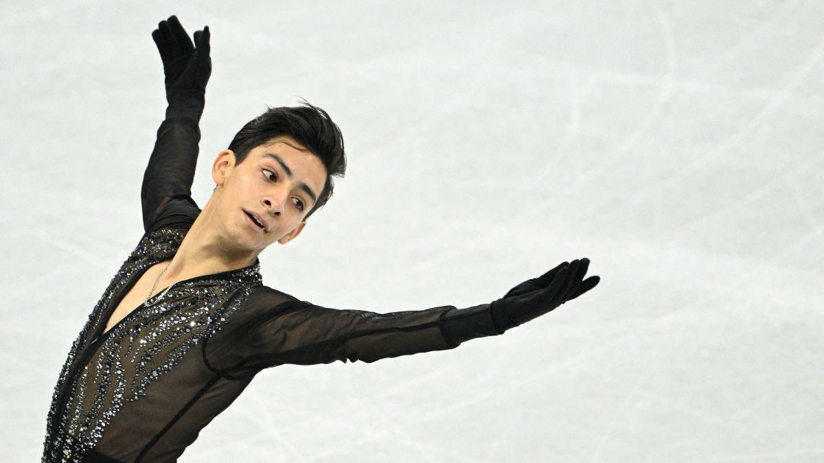 Chingones_sport's tweet photo. 🇲🇽⛸ Donovan Carrillo finaliza en 6º lugar con 70.65 puntos en el Senior Men Short Program de la #CranberryCup2025.
A prepararse para el Free Skate 🔥❄️
#DonovanCarrillo #PatinajeArtístico #ChingonesMX https://t.co/OOTJOexlH1