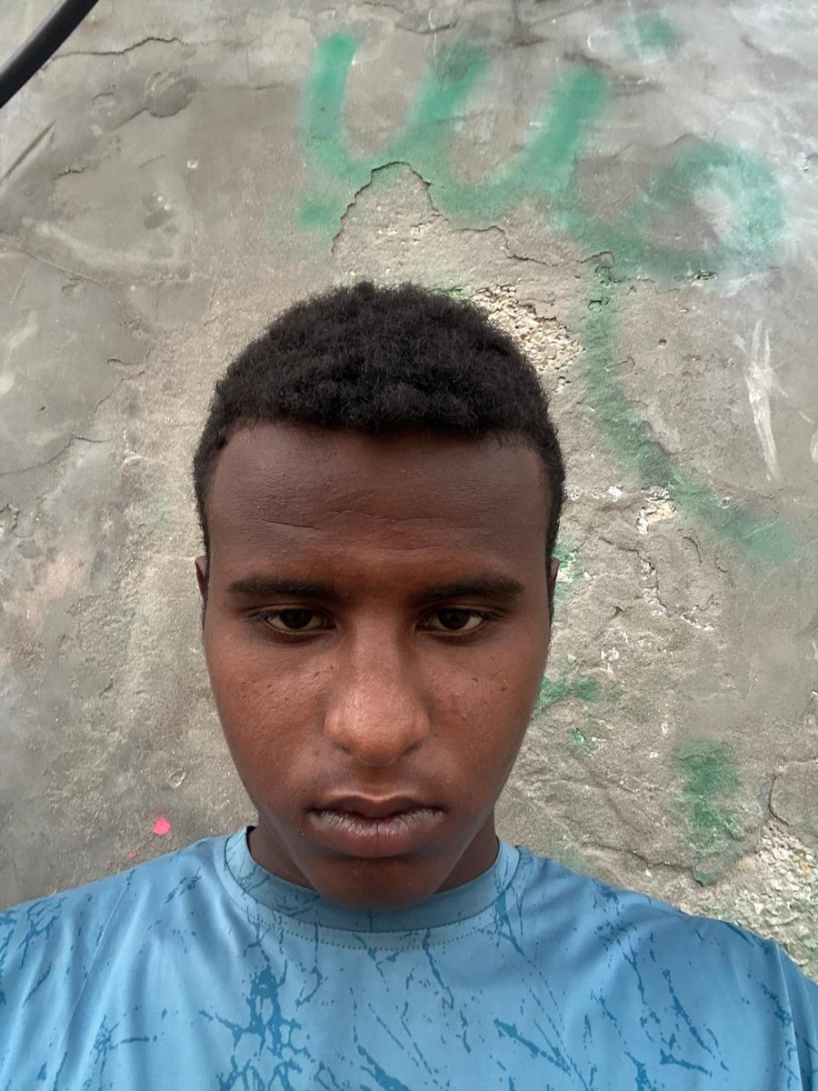 I’m so hungry, I'm not ashamed to say that .

Humanity is gone... today we begin surviving on water and salt.

My posts today are getting no traction. 

If you’re scrolling, PLEASE leave a dot .

chuffed.org/project/135556