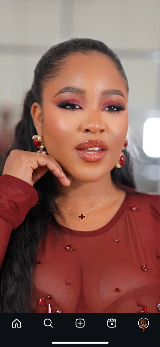 EricaNlewedim's tweet image. Great face girl 😍