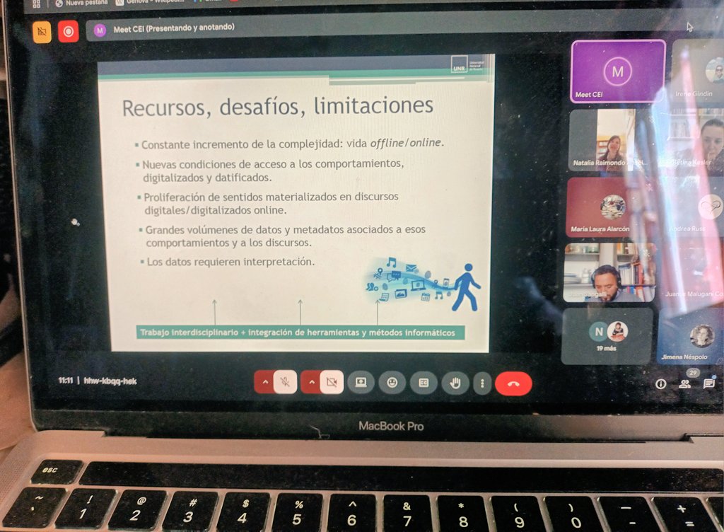 📌Hoy comenzó un nuevo seminario de nuestra Maestría: Taller de Datos, de la mano de Guillermo Leale y Natalia Raimondo. ¡Otro desafío del conocimiento para las Humanidades!  🧩