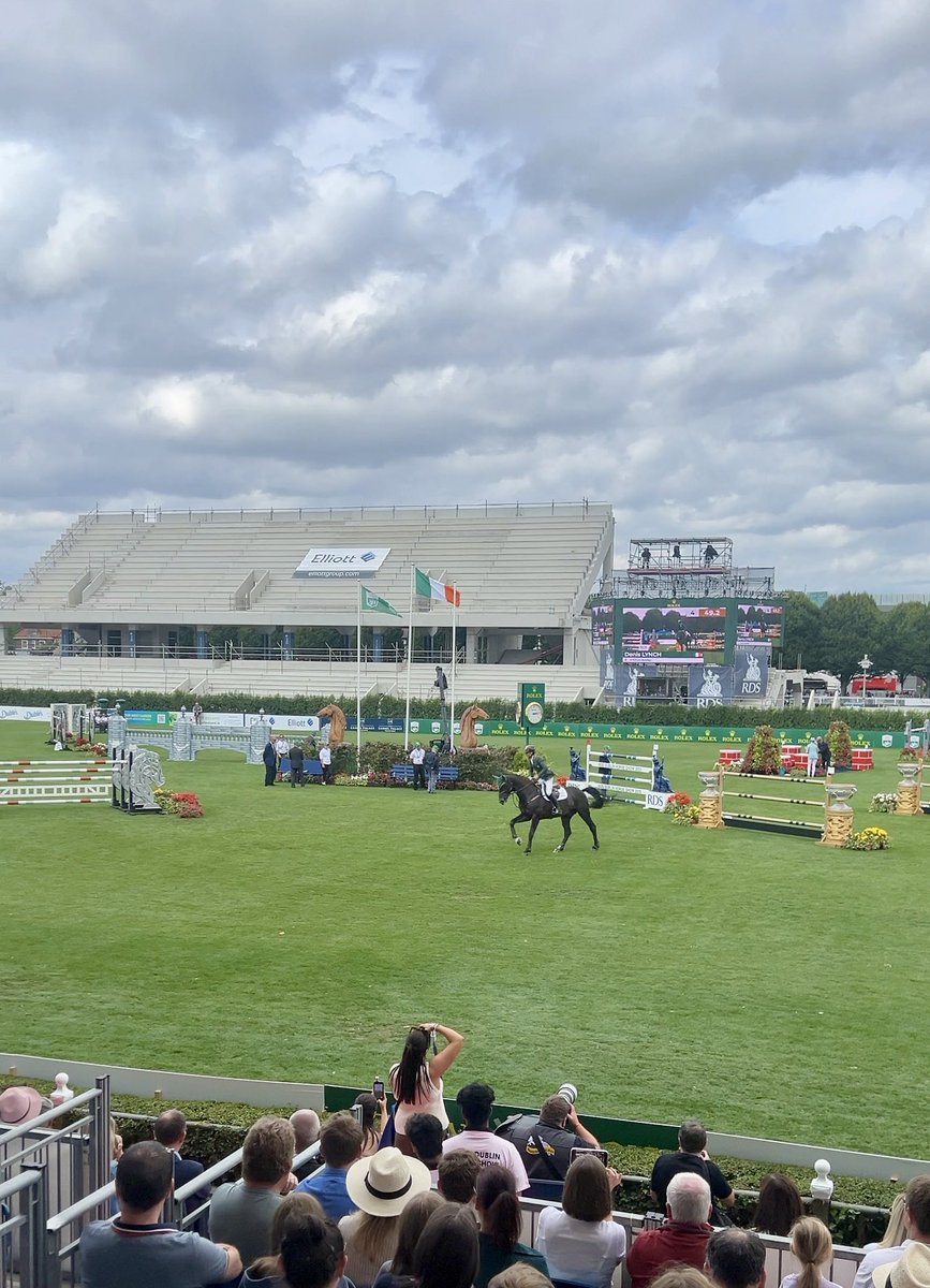 Pierce Dargan (@piercedargan_) on Twitter photo Really enjoyed the Nations Cup at the <a href="/DublinHorseShow/">Dublin Horse Show</a>. Great atmosphere and lovely to catch up with <a href="/HHumphreysFG/">Heather Humphreys</a>, former Minister for Rural and Community Development and <a href="/FineGael/">Fine Gael</a> Deputy Leader 🐎🇮🇪
#HorseShow #NationsCup Really enjoyed the Nations Cup at the <a href="/DublinHorseShow/">Dublin Horse Show</a>. Great atmosphere and lovely to catch up with <a href="/HHumphreysFG/">Heather Humphreys</a>, former Minister for Rural and Community Development and <a href="/FineGael/">Fine Gael</a> Deputy Leader 🐎🇮🇪
#HorseShow #NationsCup