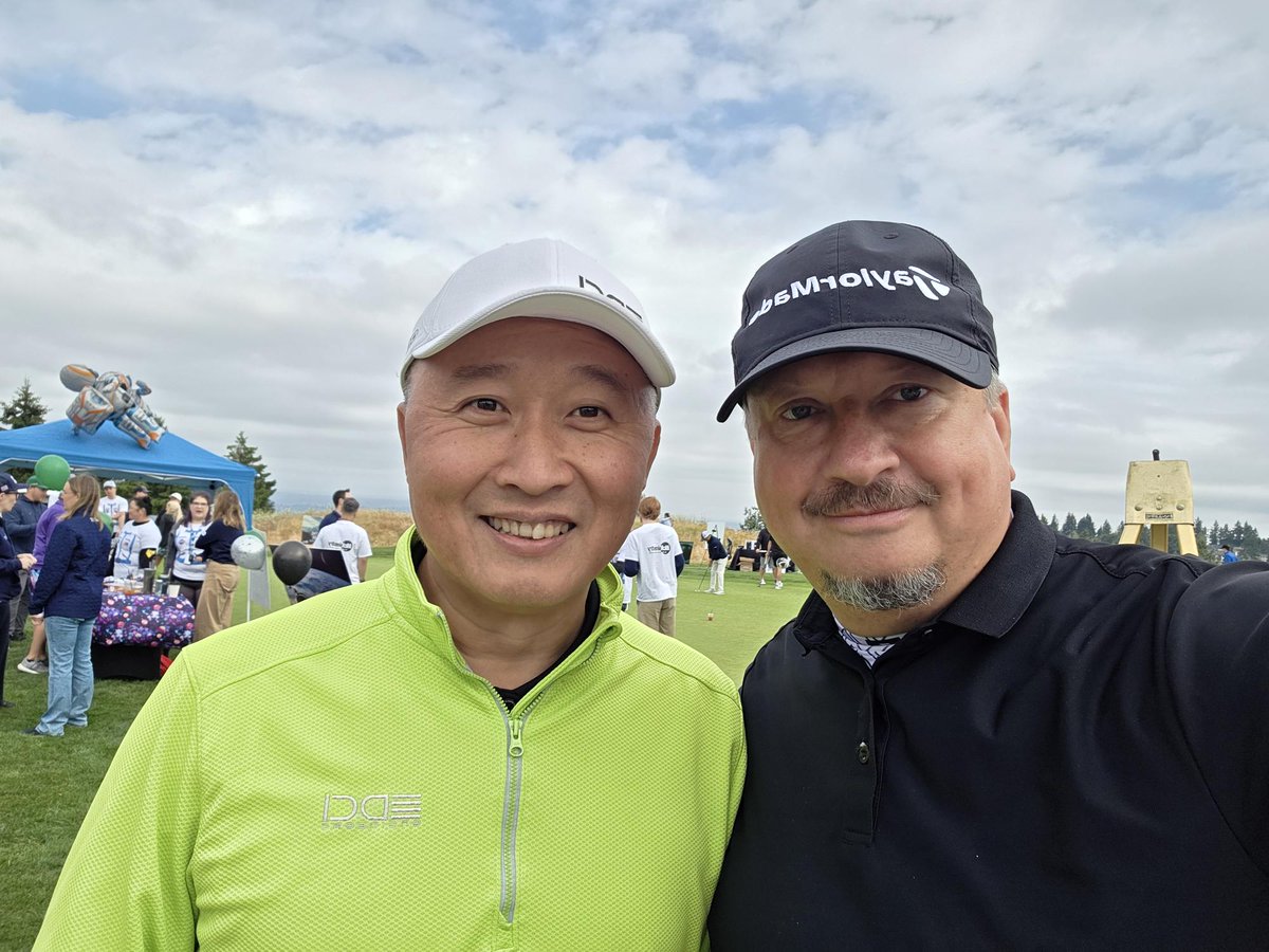 AXISArchDesign's tweet image. This week, members of AXIS’ Seattle office took part in the NAIOP 2025 Summer Social Golf Tournament. Our thanks to the NAIOP for a great day out in support of a good cause. For more on the NAIOP visit naiopwa.memberclicks.net